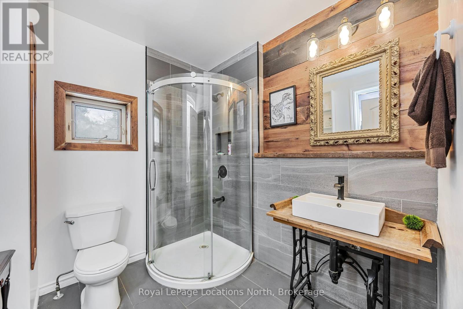 148 Marsh Street, Blue Mountains, Ontario  N0H 1J0 - Photo 18 - X12231336