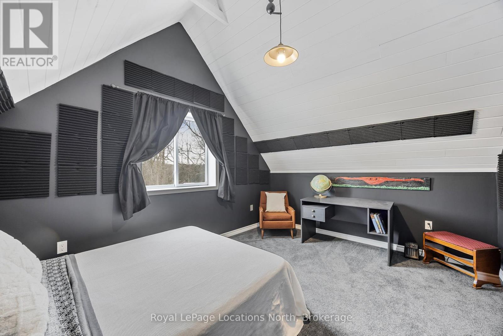 148 Marsh Street, Blue Mountains, Ontario  N0H 1J0 - Photo 24 - X12231336