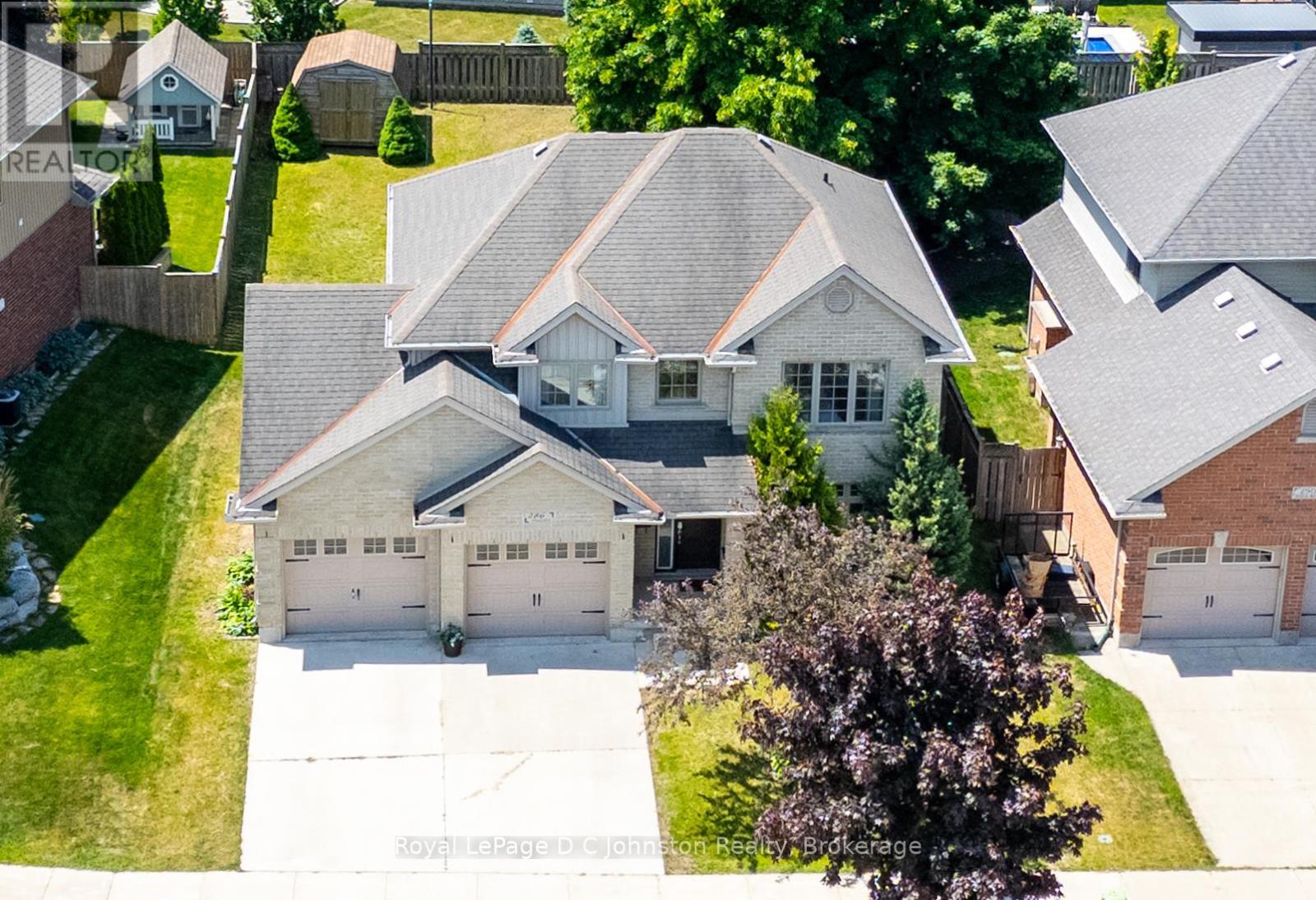 286 Wieck Boulevard, Kincardine, Ontario  N2Z 0A7 - Photo 1 - X12231407
