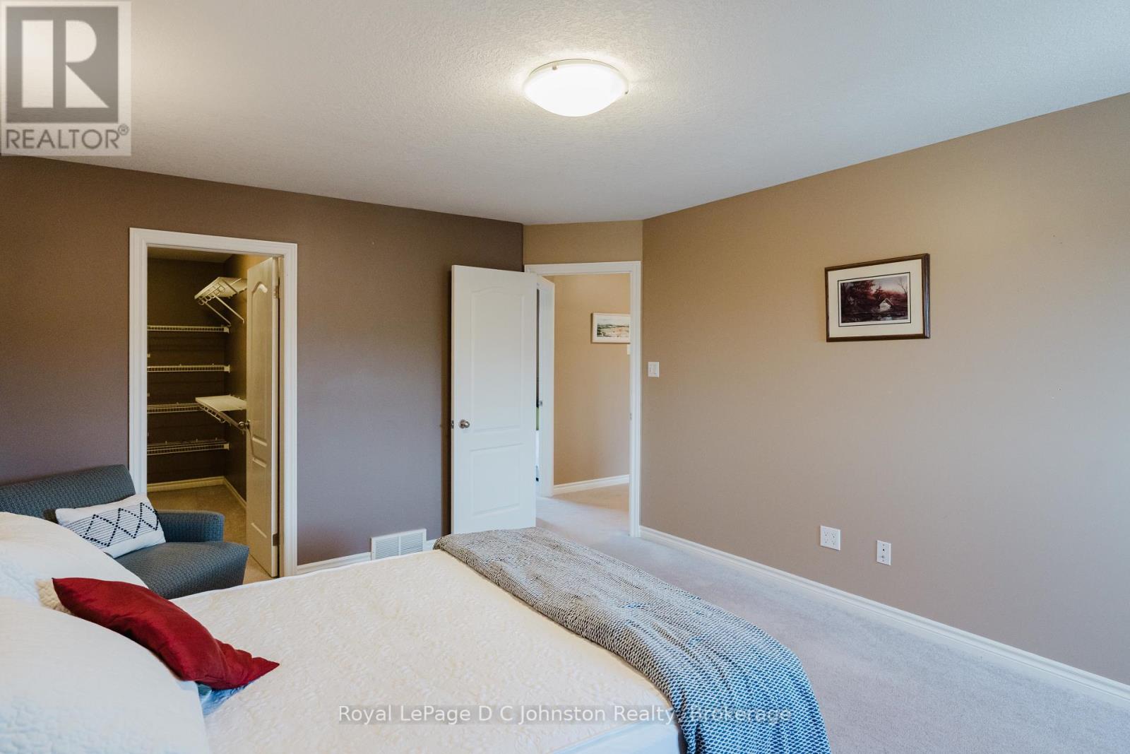 286 Wieck Boulevard, Kincardine, Ontario  N2Z 0A7 - Photo 16 - X12231407