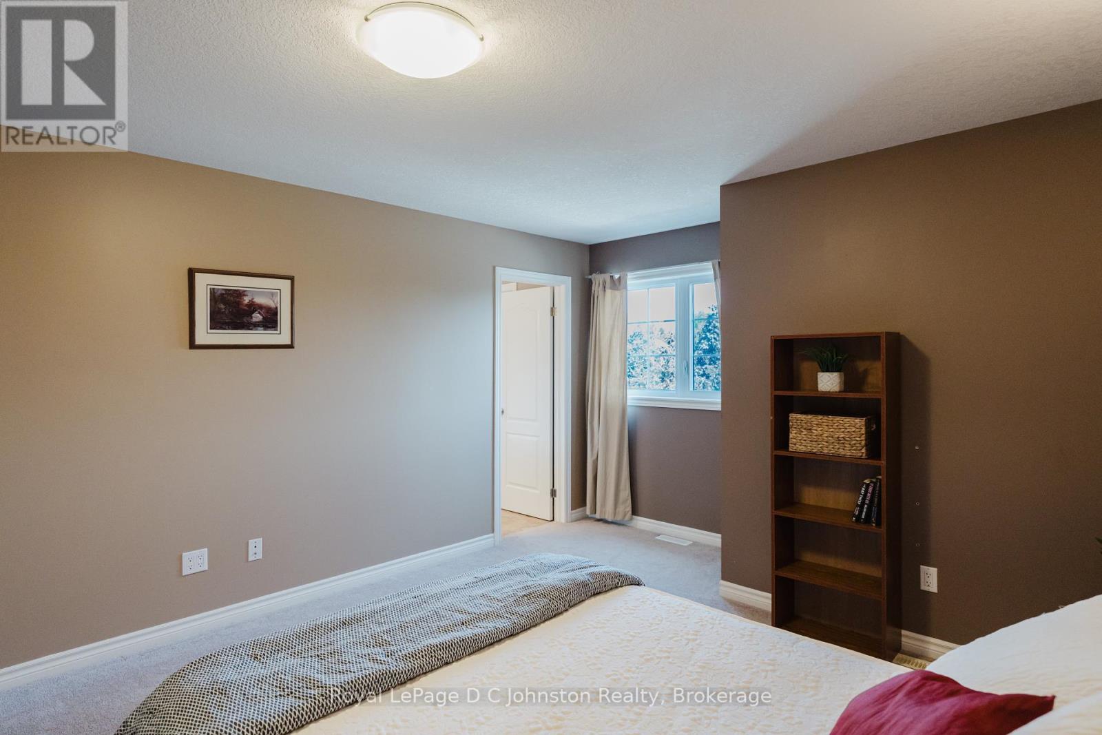 286 Wieck Boulevard, Kincardine, Ontario  N2Z 0A7 - Photo 17 - X12231407