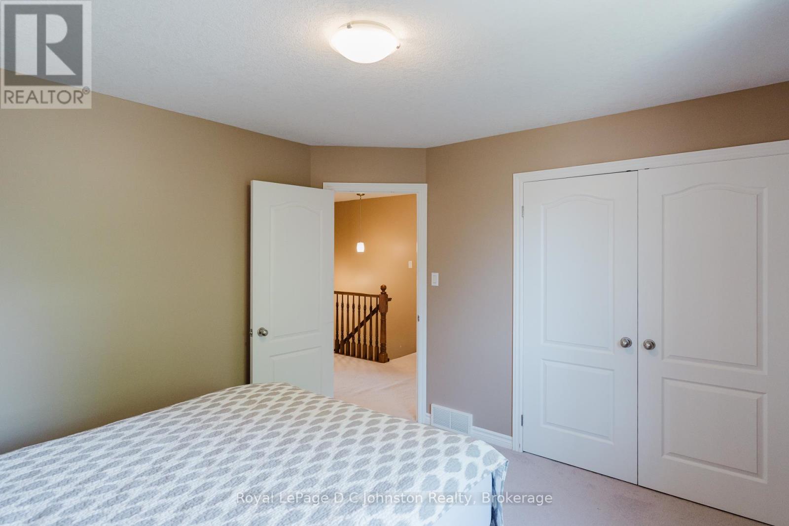 286 Wieck Boulevard, Kincardine, Ontario  N2Z 0A7 - Photo 23 - X12231407
