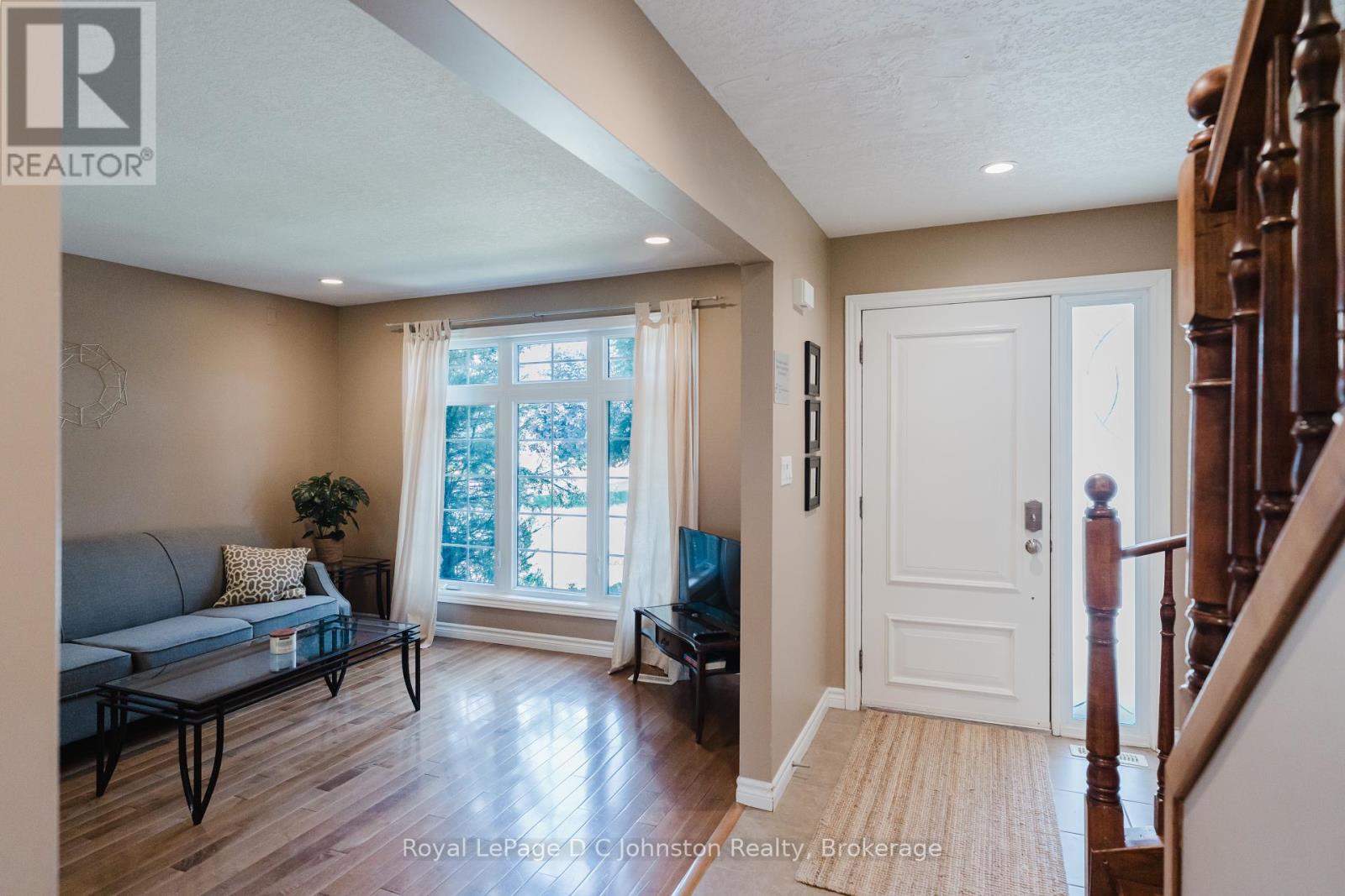286 Wieck Boulevard, Kincardine, Ontario  N2Z 0A7 - Photo 4 - X12231407