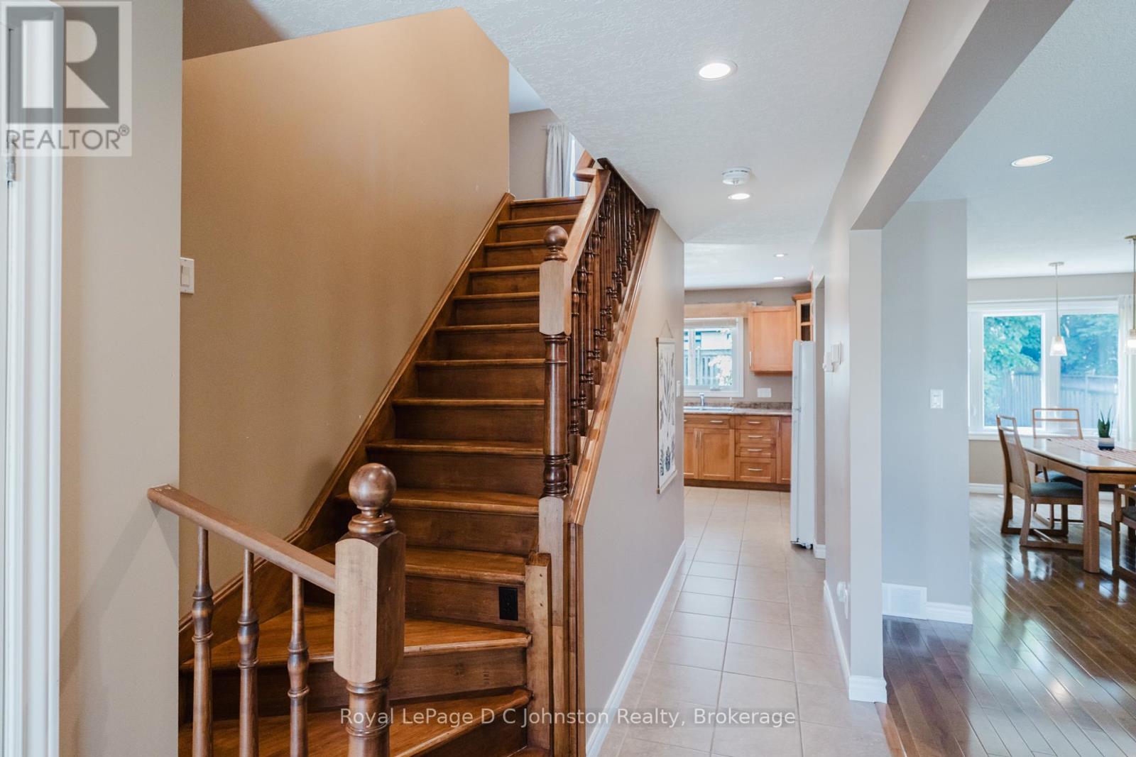 286 Wieck Boulevard, Kincardine, Ontario  N2Z 0A7 - Photo 6 - X12231407