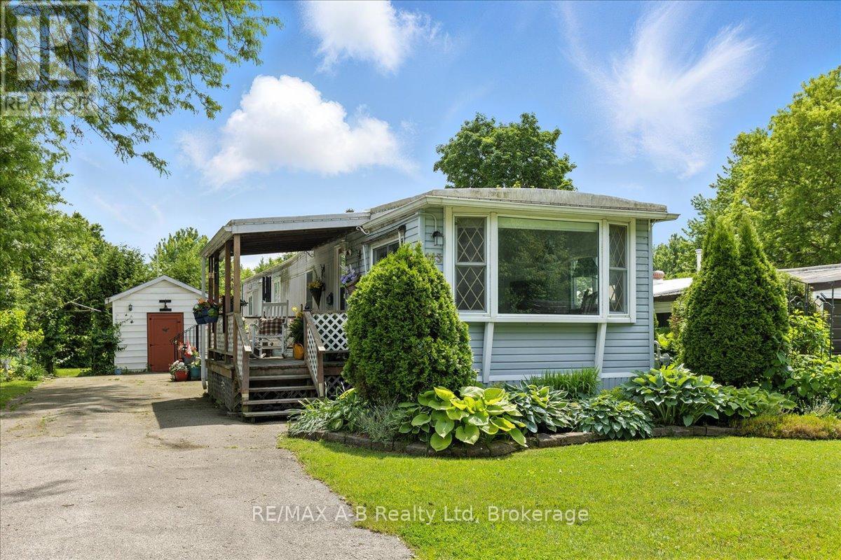 Crystal Lake - 143 Ash Street, Perth East, Ontario  N5A 6S6 - Photo 1 - X12231410