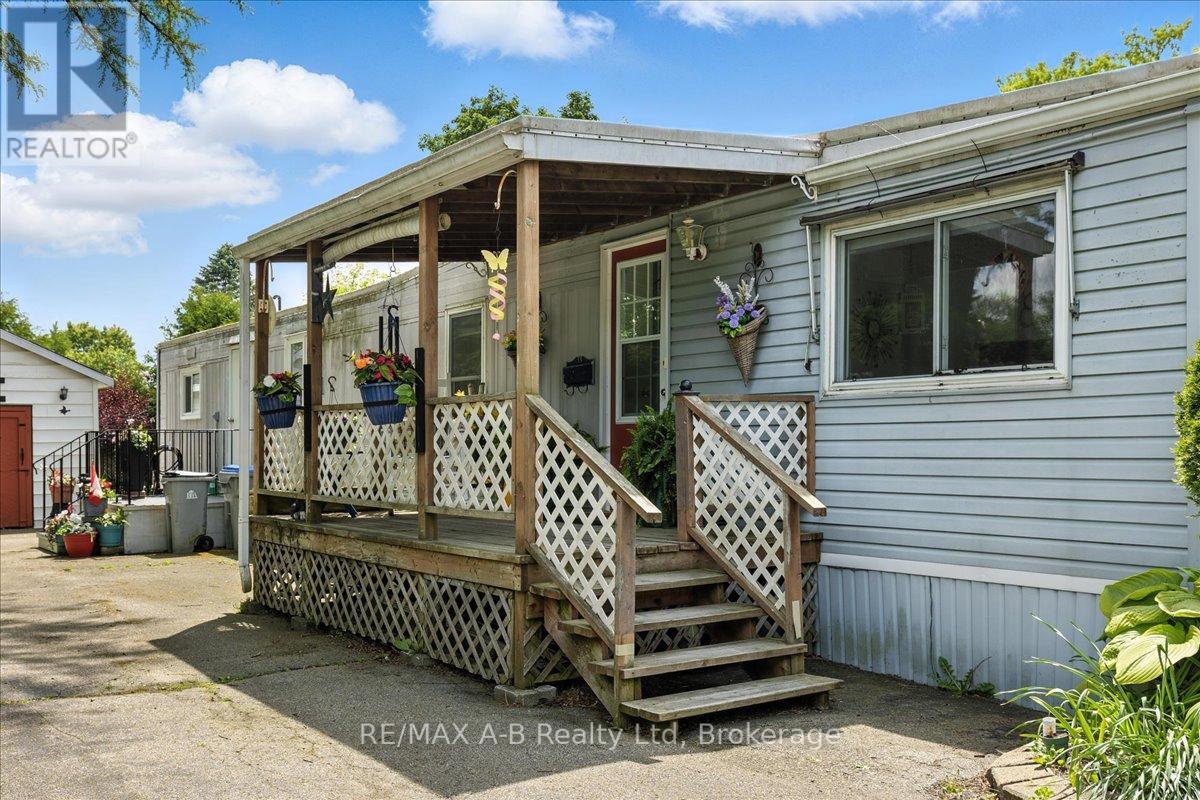 Crystal Lake - 143 Ash Street, Perth East, Ontario  N5A 6S6 - Photo 4 - X12231410