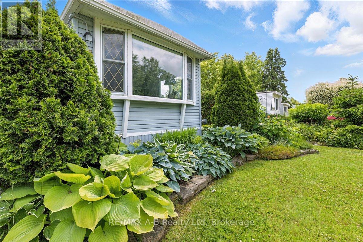 Crystal Lake - 143 Ash Street, Perth East, Ontario  N5A 6S6 - Photo 7 - X12231410