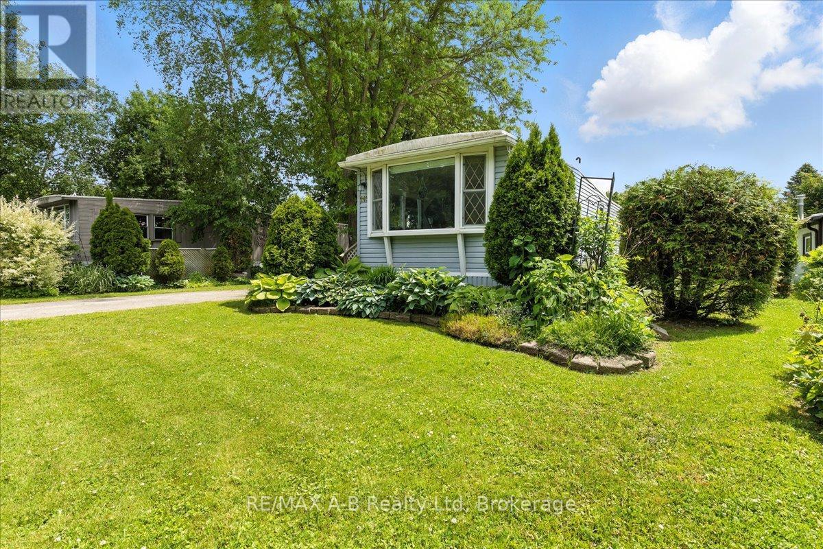 Crystal Lake - 143 Ash Street, Perth East, Ontario  N5A 6S6 - Photo 8 - X12231410