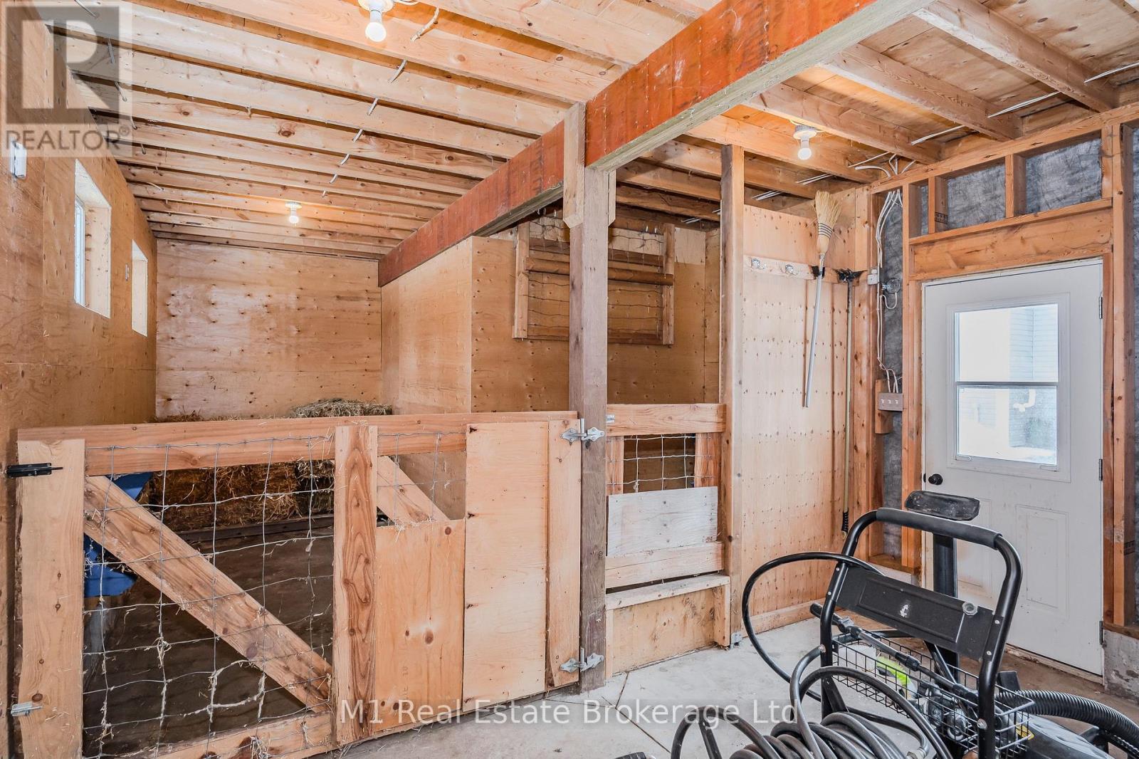7610 Wellington Road 51 Road, Guelph/eramosa, Ontario  N1H 6J2 - Photo 38 - X12231421