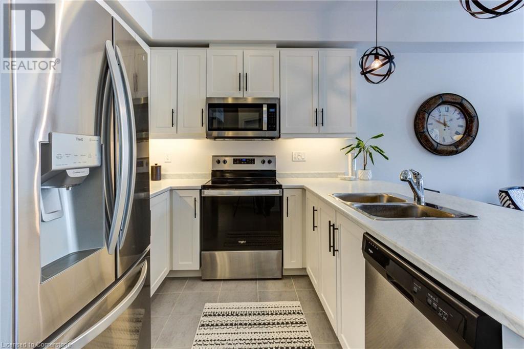 3 Roseberry Lane, Kitchener, Ontario  N2B 0A9 - Photo 8 - 40742014