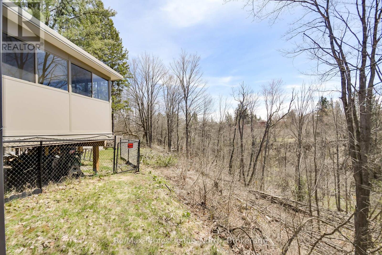 90 Ann Street, Bracebridge, Ontario  P1L 1M1 - Photo 36 - X12231446