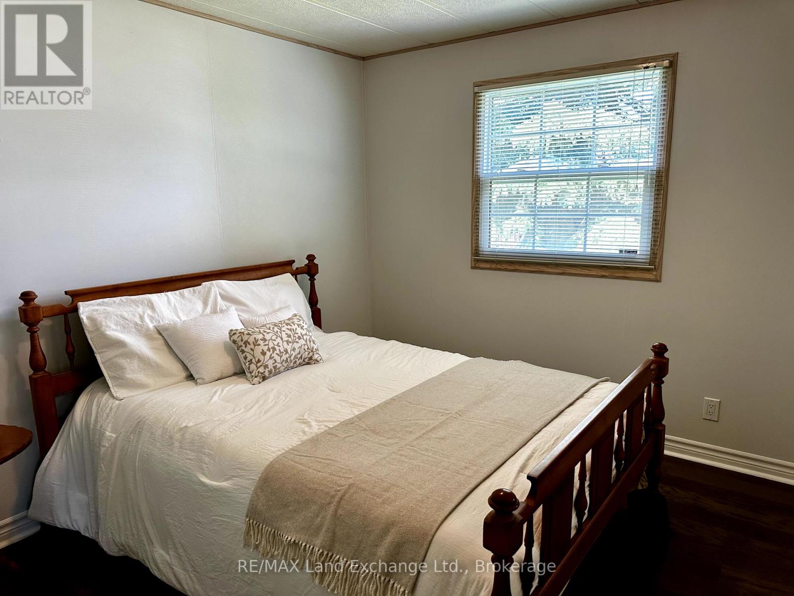 11 - 332 Concession 6 Road, Saugeen Shores, Ontario  N0H 2C7 - Photo 18 - X12231460