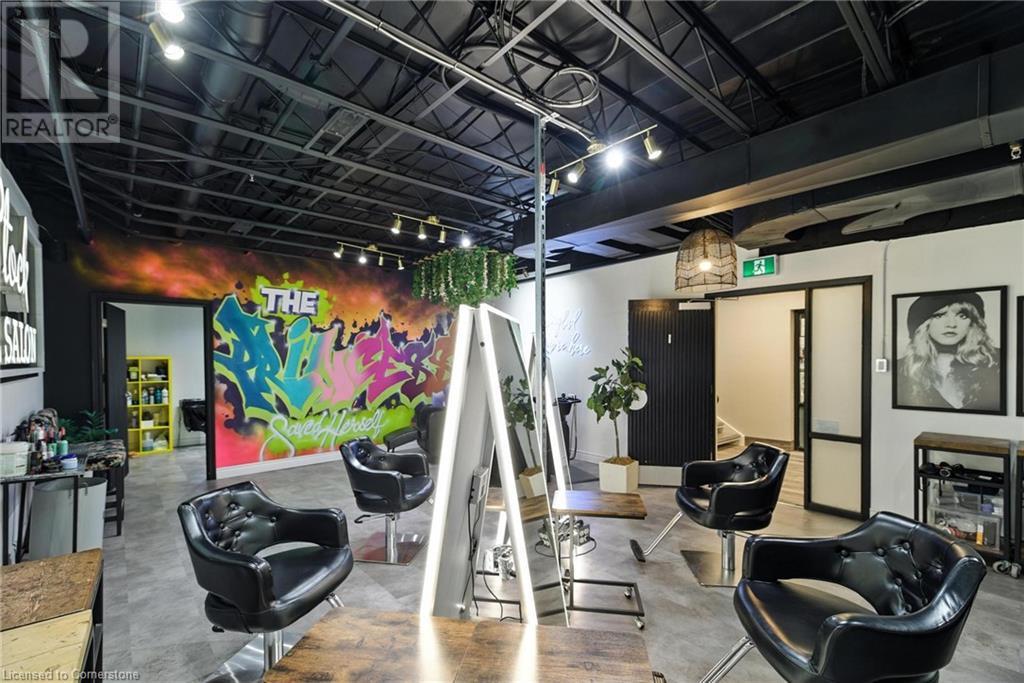 690 BELMONT Avenue W Unit# 102, Kitchener, Ontario