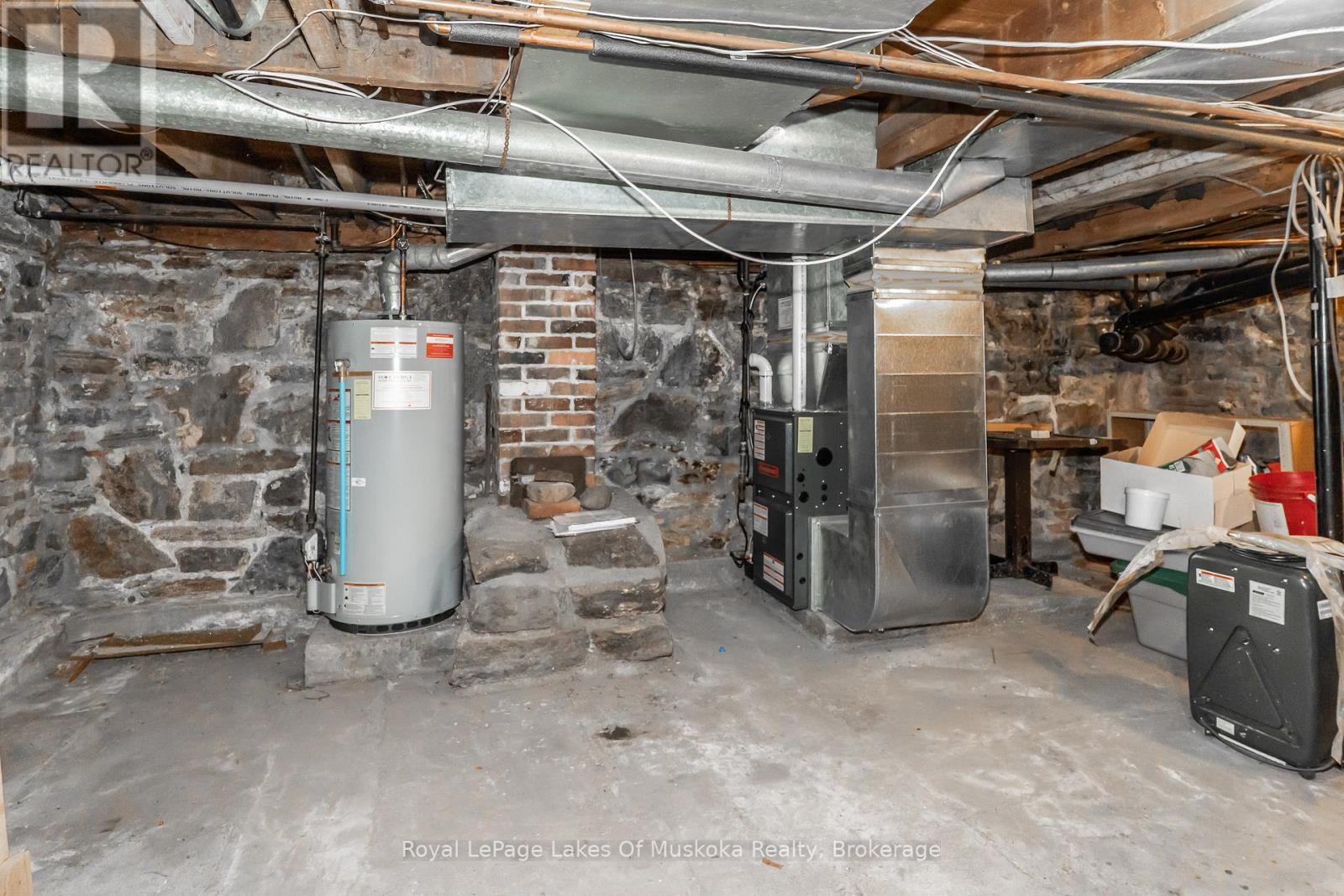 156 Dill Street, Bracebridge, Ontario  P1L 1E5 - Photo 23 - X12231501