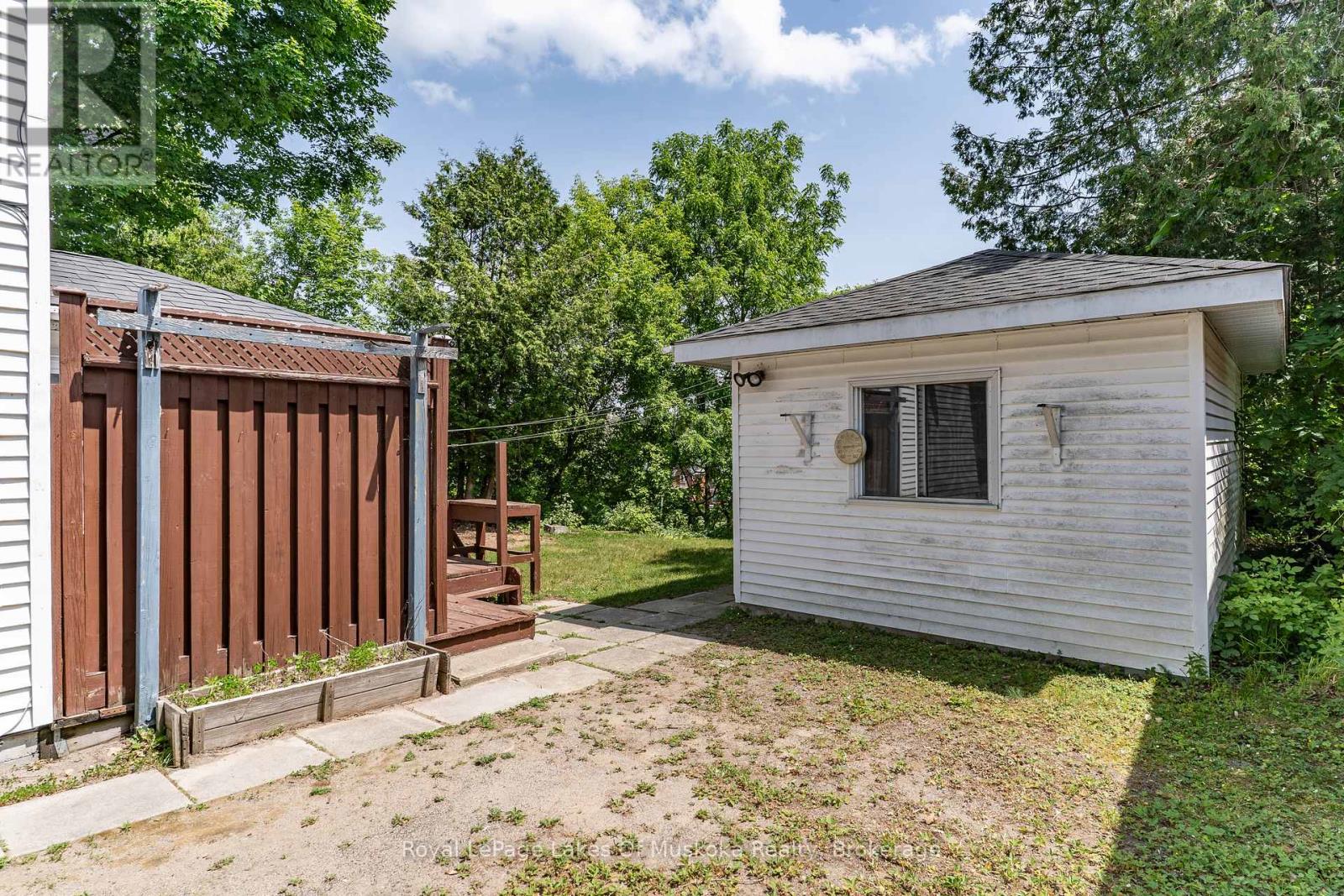 156 Dill Street, Bracebridge, Ontario  P1L 1E5 - Photo 25 - X12231501