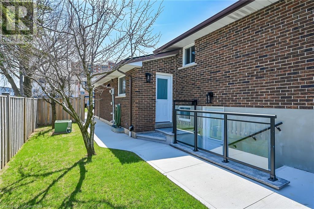 14 Glen Vista Drive, Hamilton, Ontario  L8K 6B7 - Photo 41 - 40742902