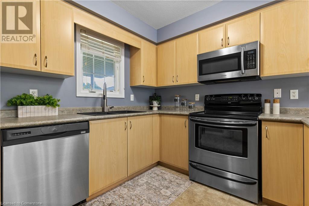 276 Clifton Road, Kitchener, Ontario  N2H 4W2 - Photo 9 - 40742838