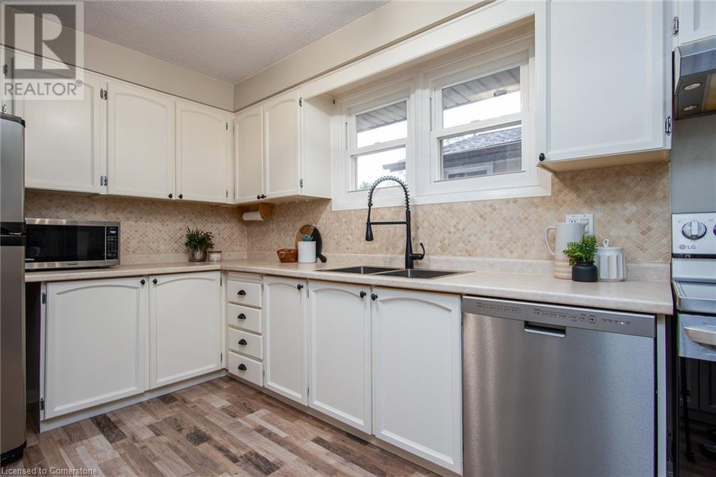 8 Byton Lane, Cambridge, Ontario  N1S 4L9 - Photo 14 - 40742702