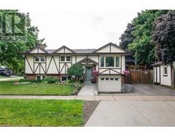 8 BYTON Lane, Cambridge, Ontario