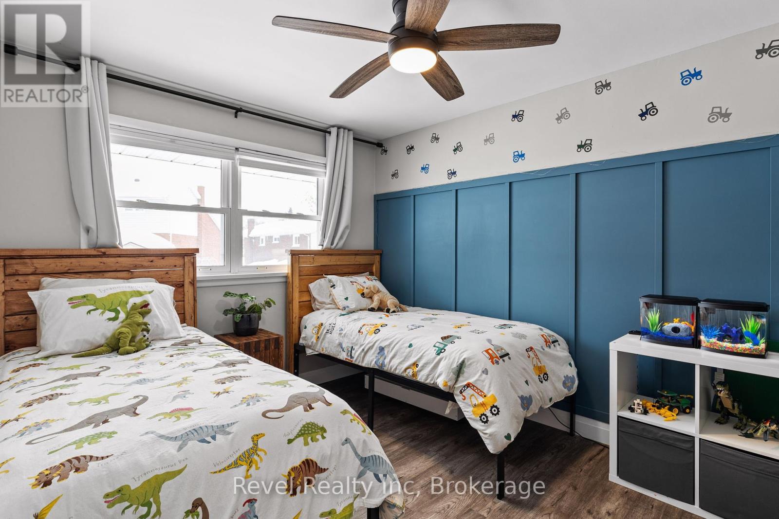 21 John Street, Springwater, Ontario  L0L 1P0 - Photo 28 - S12231893