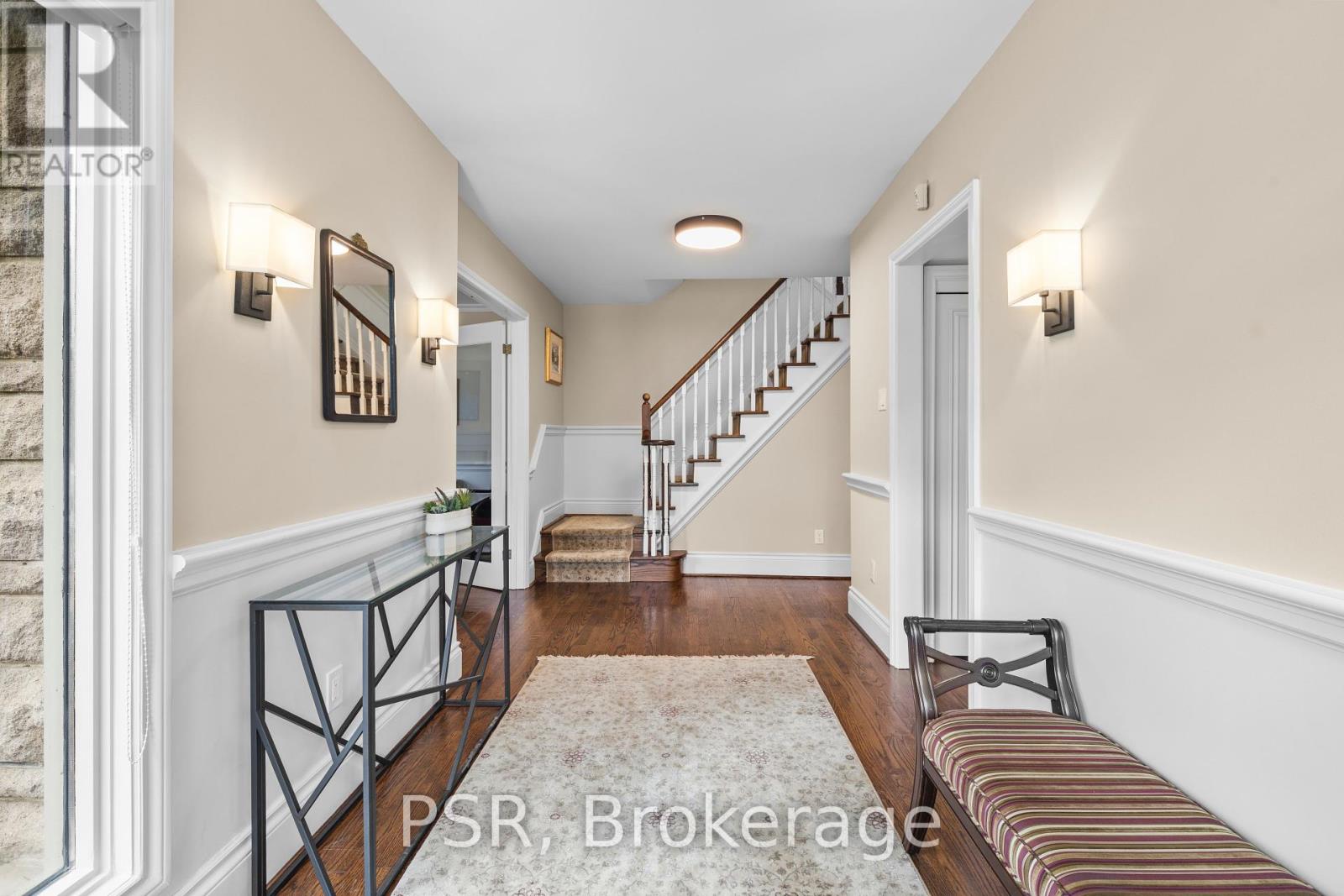289 Indian Valley Trail, Mississauga, Ontario  L5G 2K9 - Photo 4 - W12231828