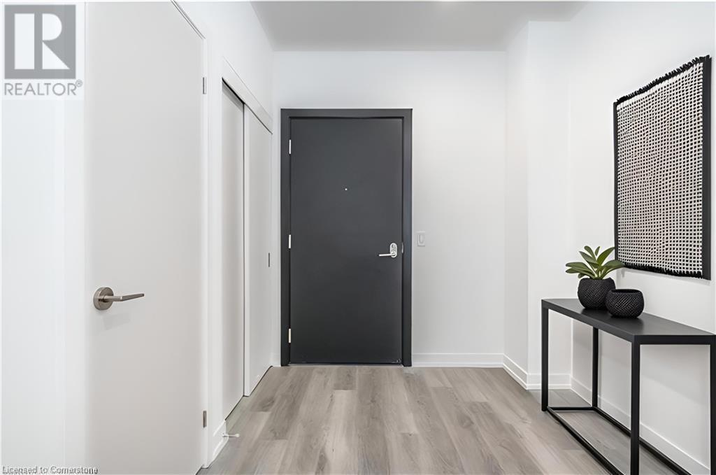 15 Wellington Street S Unit# 911, Kitchener, Ontario  N2G 2E6 - Photo 3 - 40742760