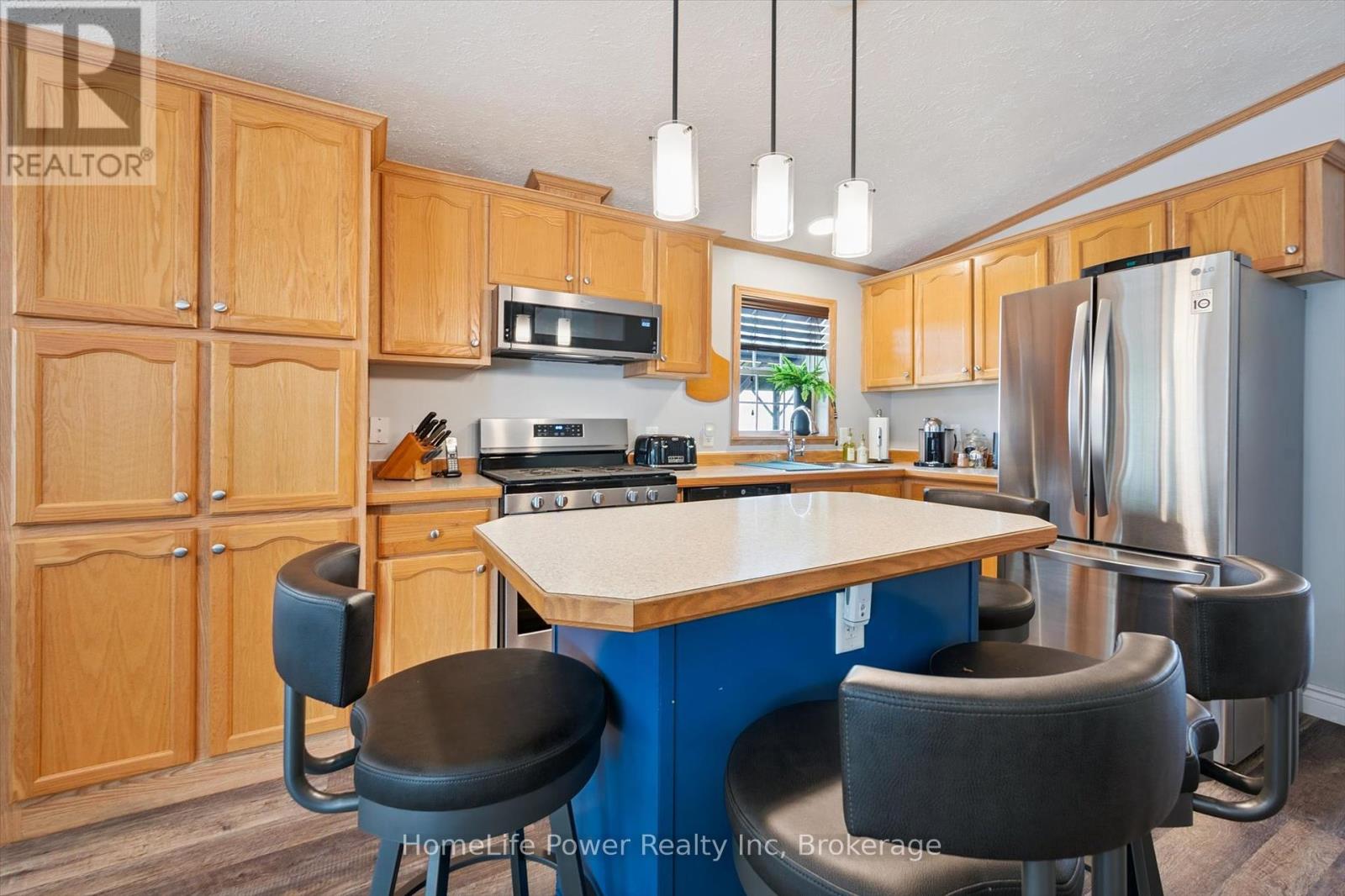 6 Pavilion Road, Puslinch, Ontario  N0B 2J0 - Photo 21 - X12231774
