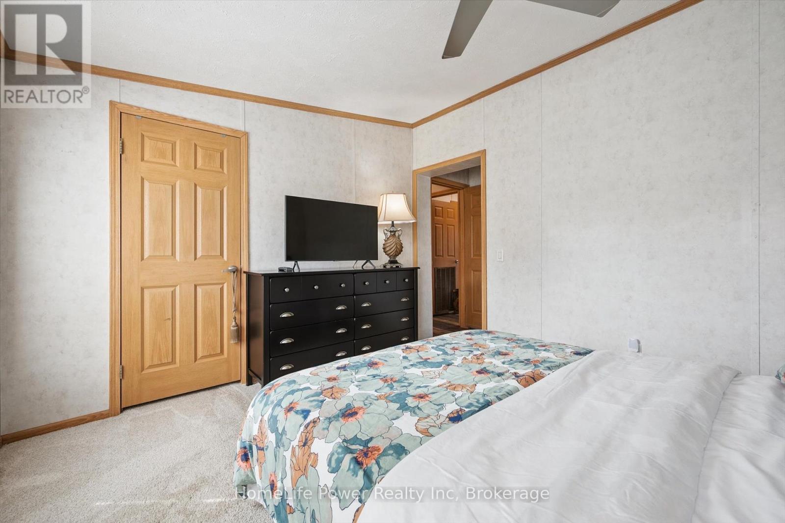 6 Pavilion Road, Puslinch, Ontario  N0B 2J0 - Photo 29 - X12231774