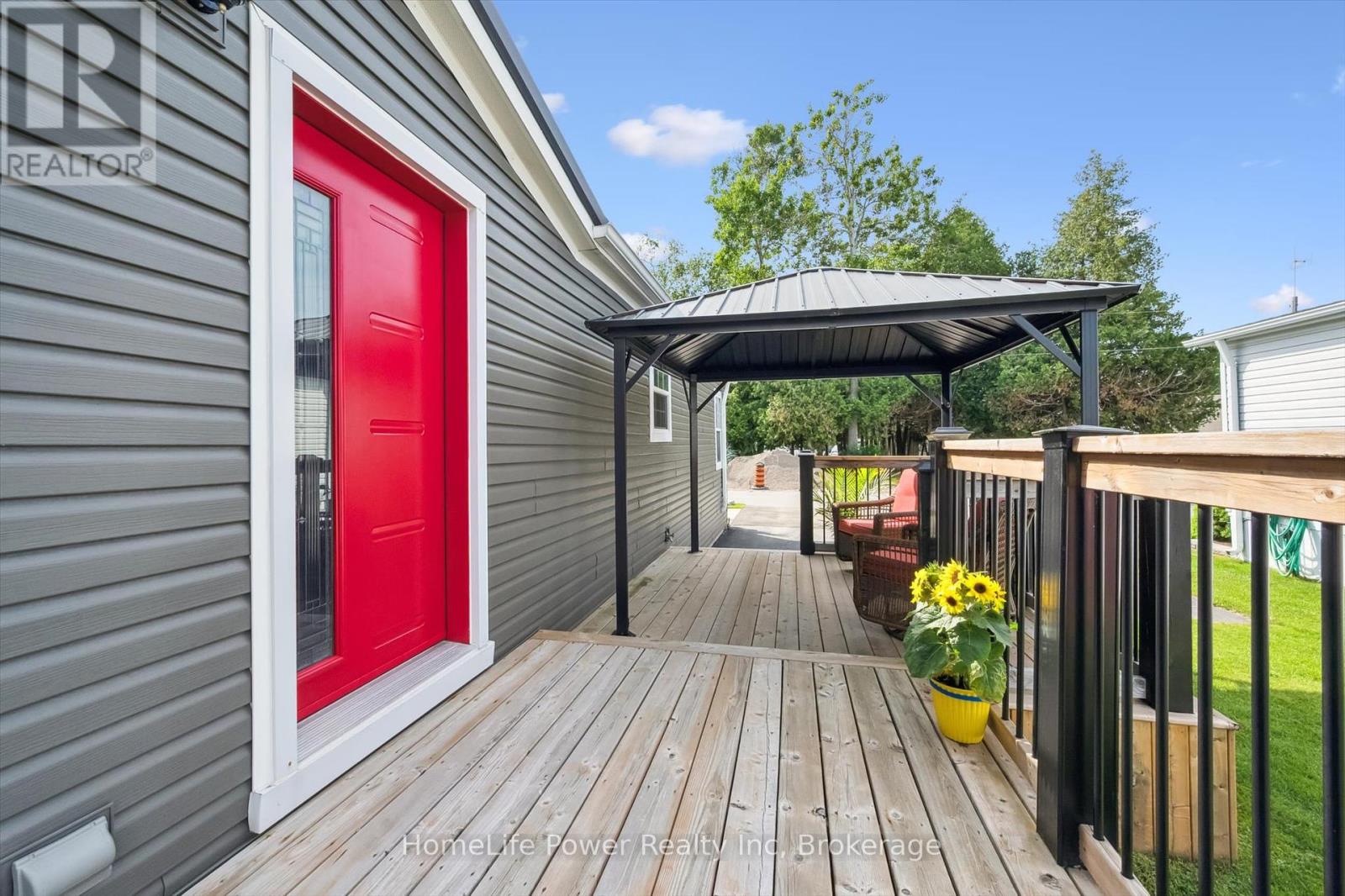 6 Pavilion Road, Puslinch, Ontario  N0B 2J0 - Photo 39 - X12231774