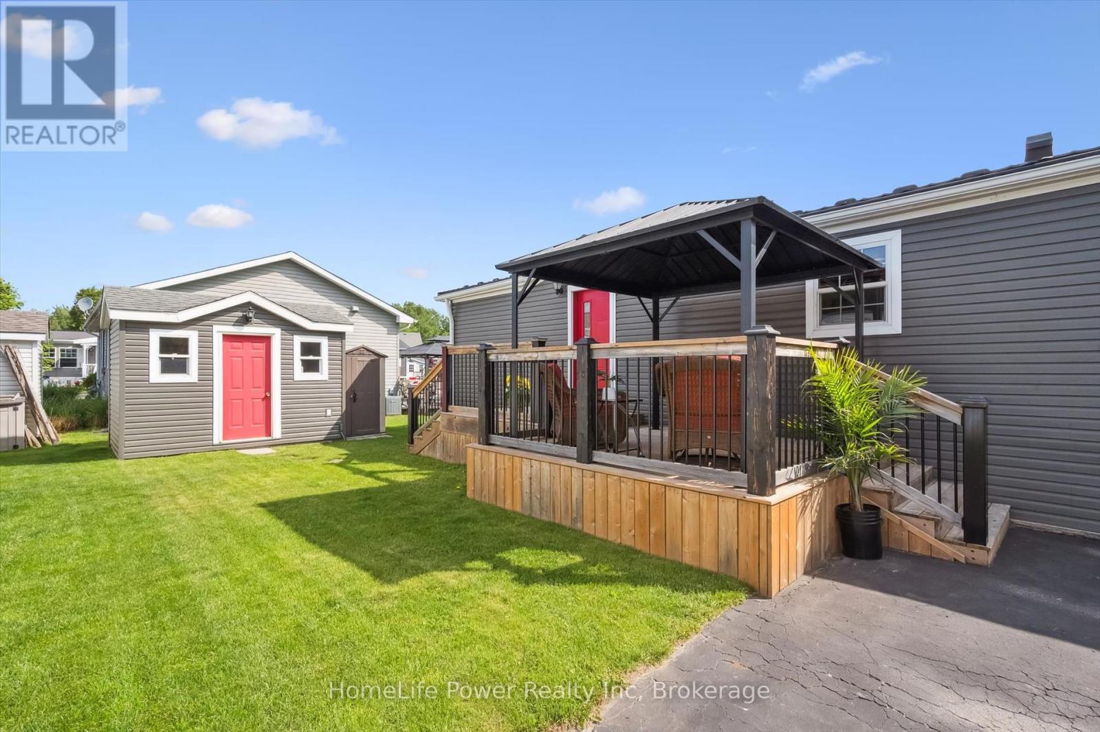 6 Pavilion Road, Puslinch, Ontario  N0B 2J0 - Photo 44 - X12231774