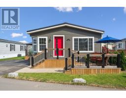 6 PAVILION ROAD, Puslinch, Ontario