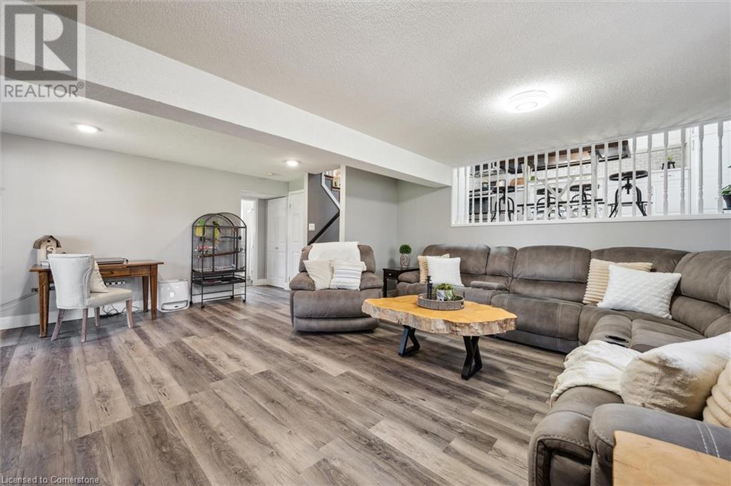 51 Costain Court, Kitchener, Ontario  N2N 3A5 - Photo 25 - 40743088