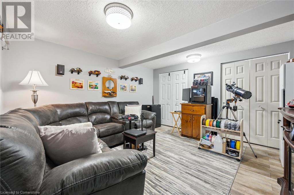 51 Costain Court, Kitchener, Ontario  N2N 3A5 - Photo 30 - 40743088