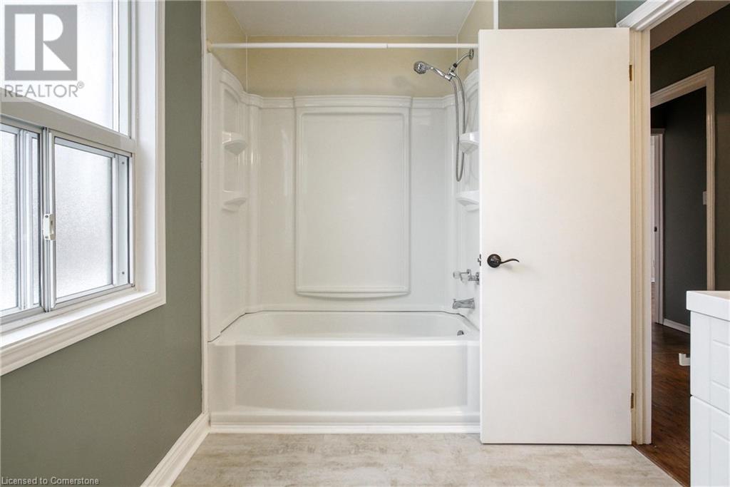 113 Beverly Street Unit# Main Floor, Cambridge, Ontario  N1R 3Z6 - Photo 22 - 40742473