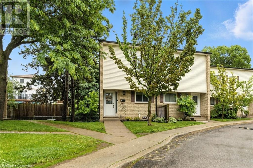 211 VERONICA Drive Unit# 26, Kitchener, Ontario