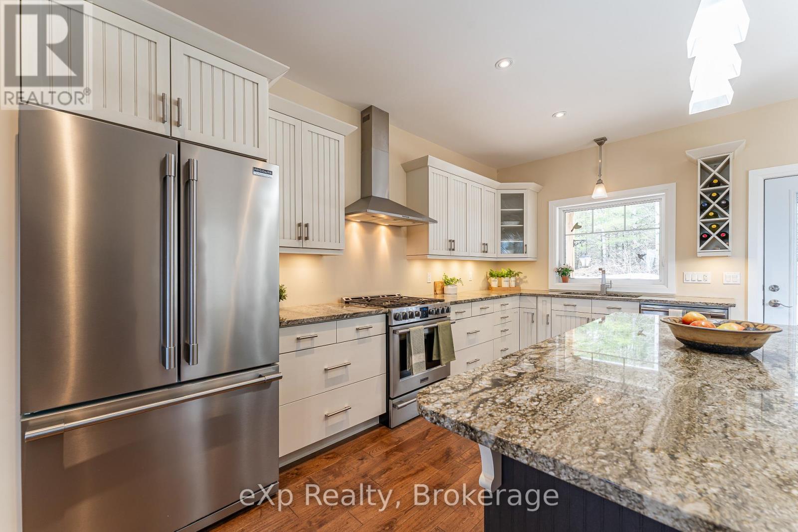 615641 Hamilton Lane, West Grey, Ontario  N0C 1H0 - Photo 11 - X12231962