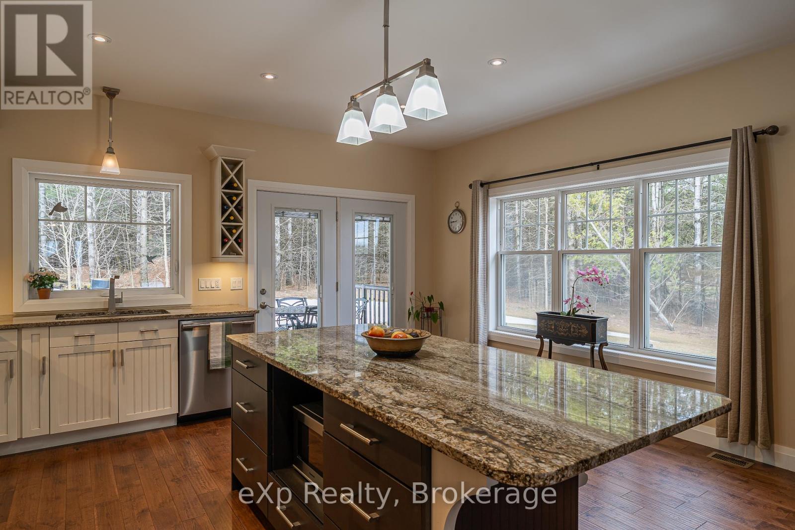 615641 Hamilton Lane, West Grey, Ontario  N0C 1H0 - Photo 14 - X12231962