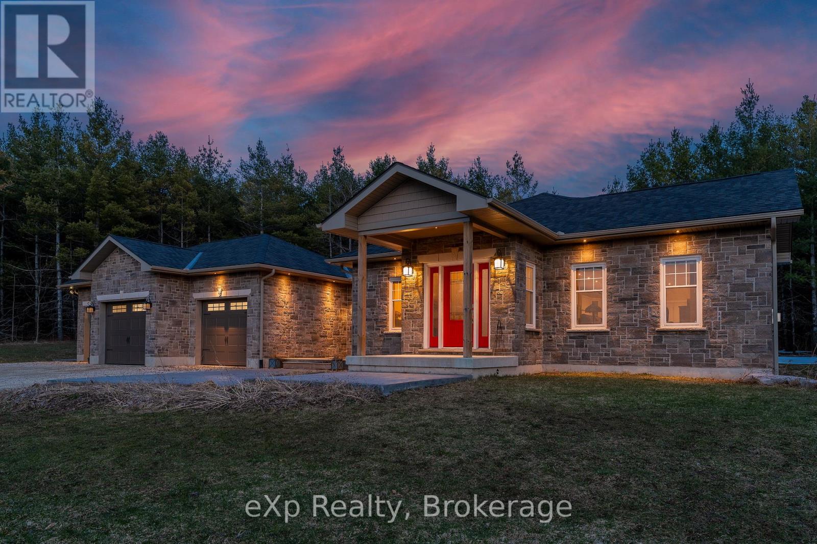 615641 Hamilton Lane, West Grey, Ontario  N0C 1H0 - Photo 5 - X12231962