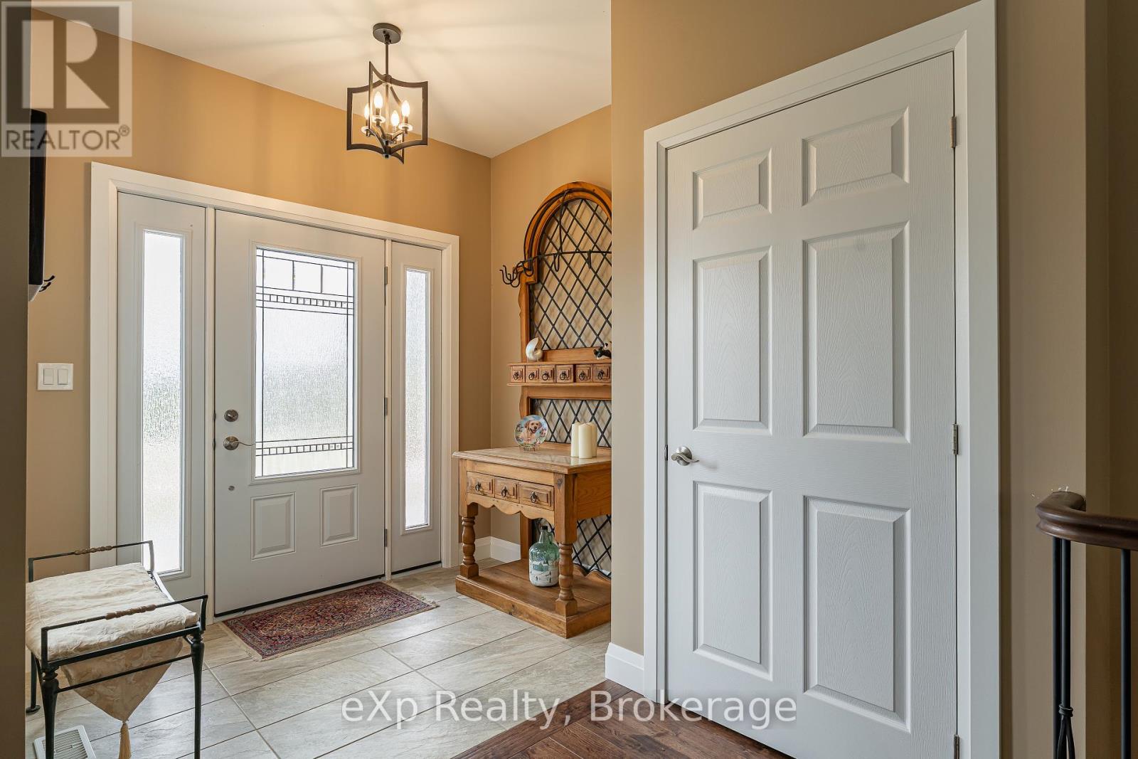 615641 Hamilton Lane, West Grey, Ontario  N0C 1H0 - Photo 6 - X12231962