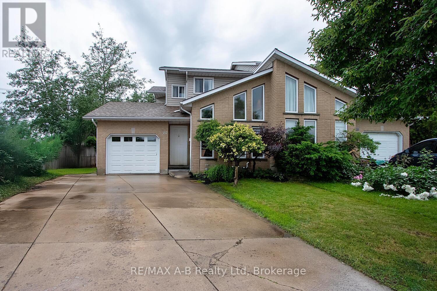 552 NELSON STREET, Stratford, Ontario