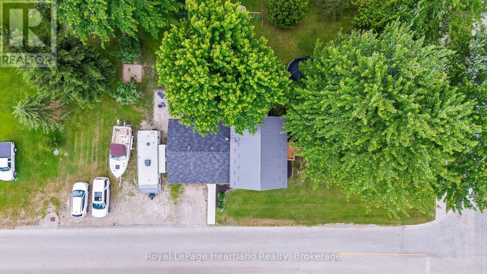 33 Allan Street, Minto, Ontario  N0G 1M0 - Photo 27 - X12232020