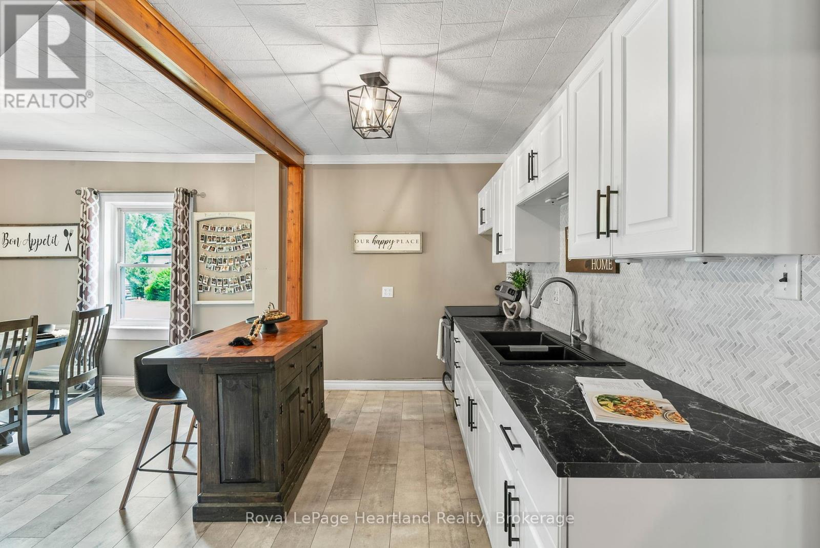 33 Allan Street, Minto, Ontario  N0G 1M0 - Photo 9 - X12232020