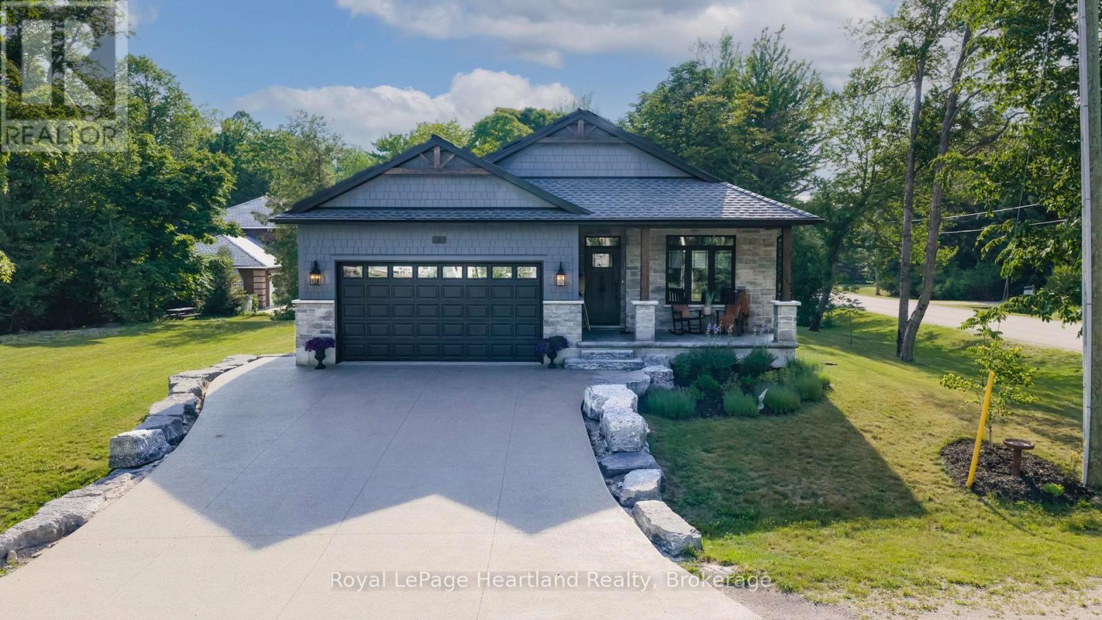 3 EUGENE STREET, Bluewater, Ontario