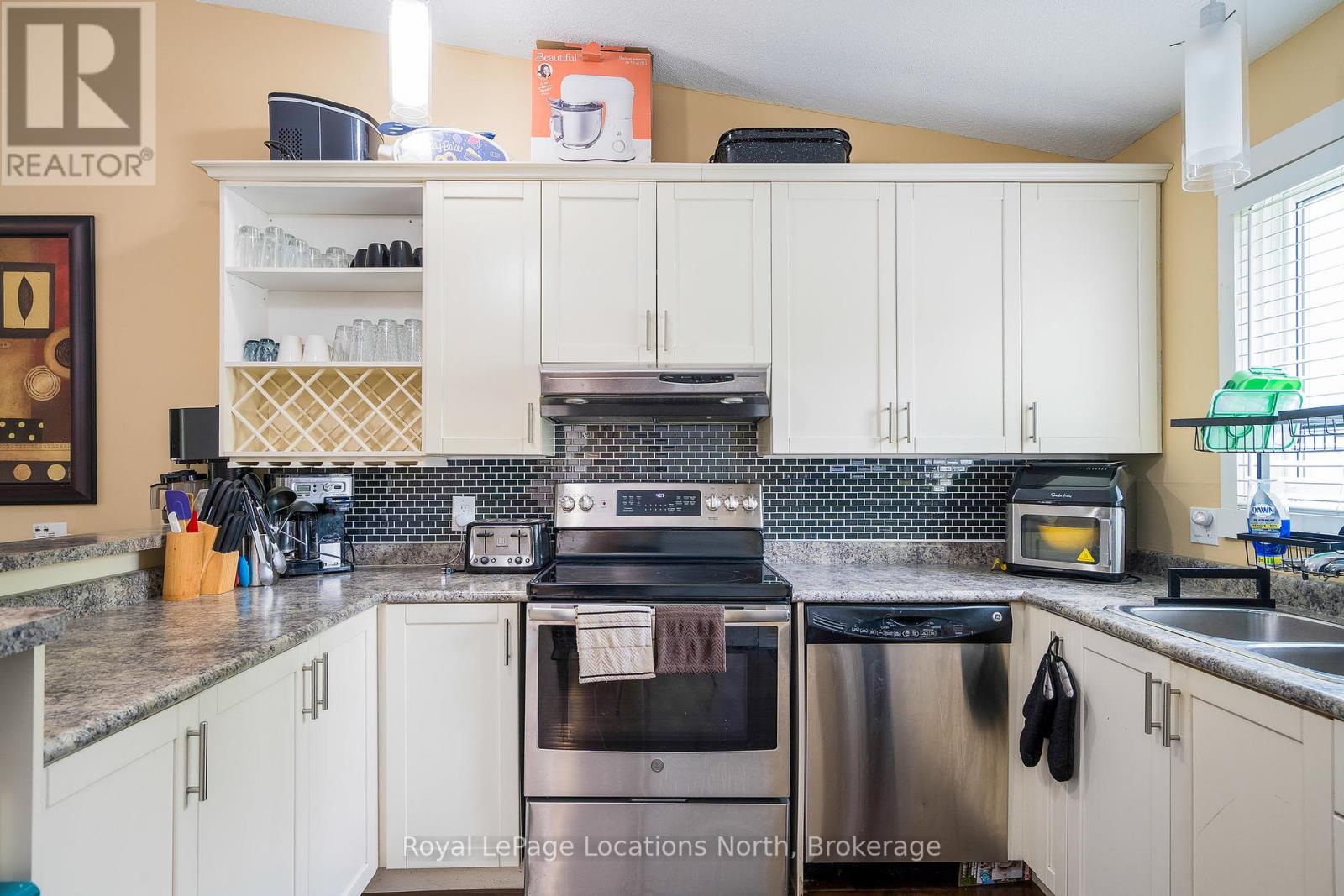 428 Oxbow Crescent, Collingwood, Ontario  L9Y 5B4 - Photo 11 - S12232087