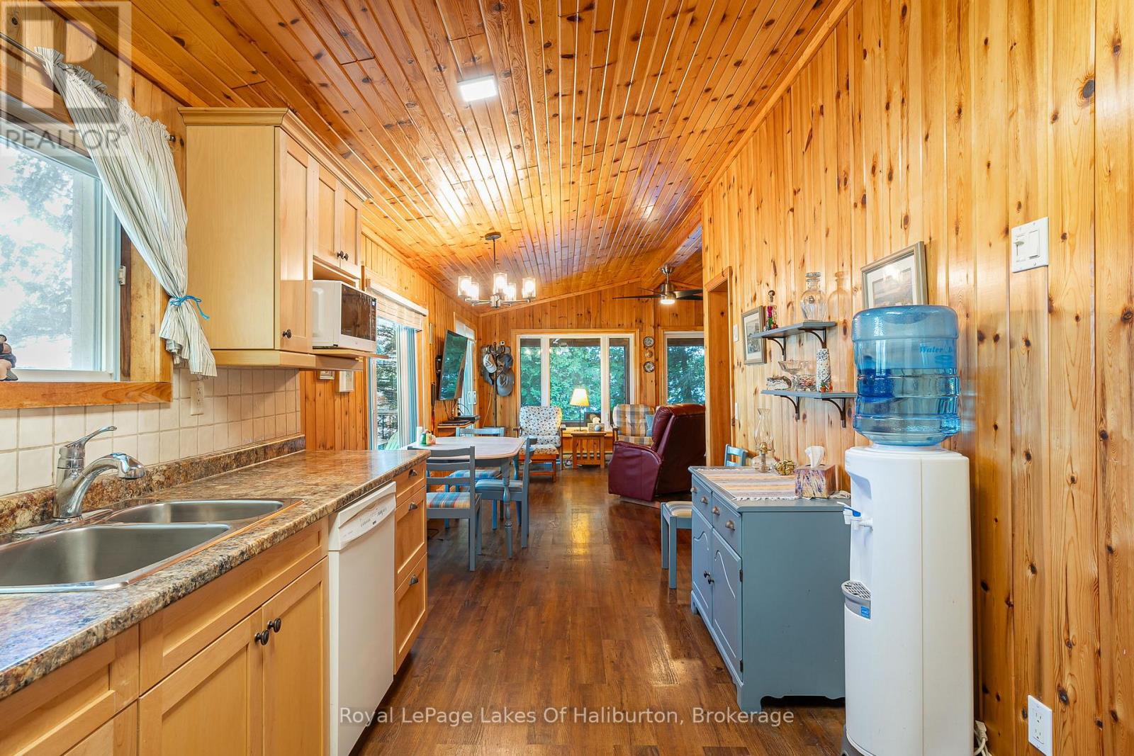 1358 Kushog Lake Road, Algonquin Highlands, Ontario  K0M 1S0 - Photo 14 - X12232114