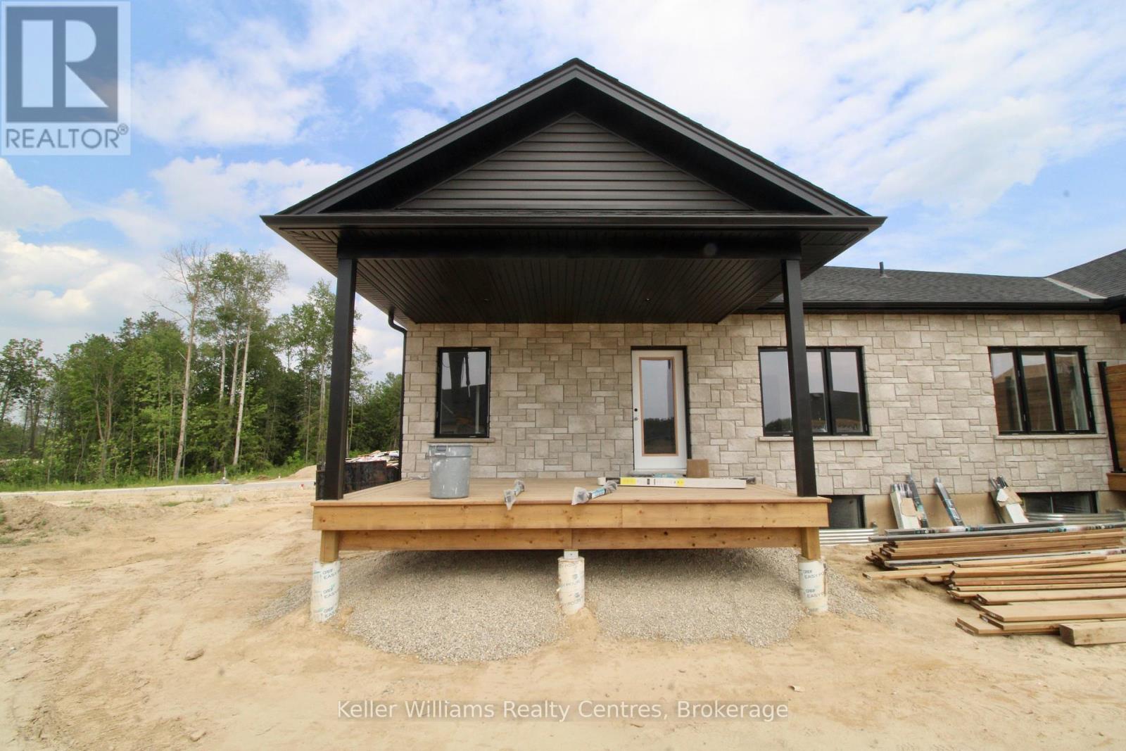 860 22nd Avenue A, Hanover, Ontario  N4N 0C6 - Photo 12 - X12232271