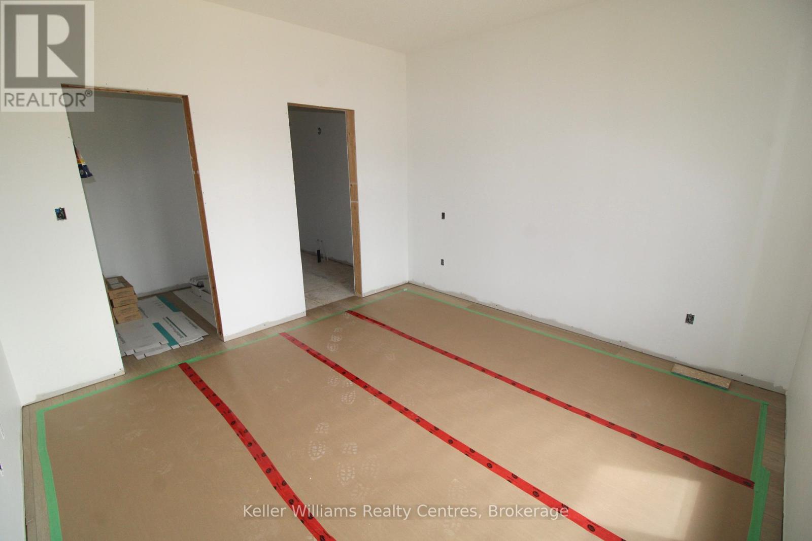 860 22nd Avenue A, Hanover, Ontario  N4N 0C6 - Photo 7 - X12232271