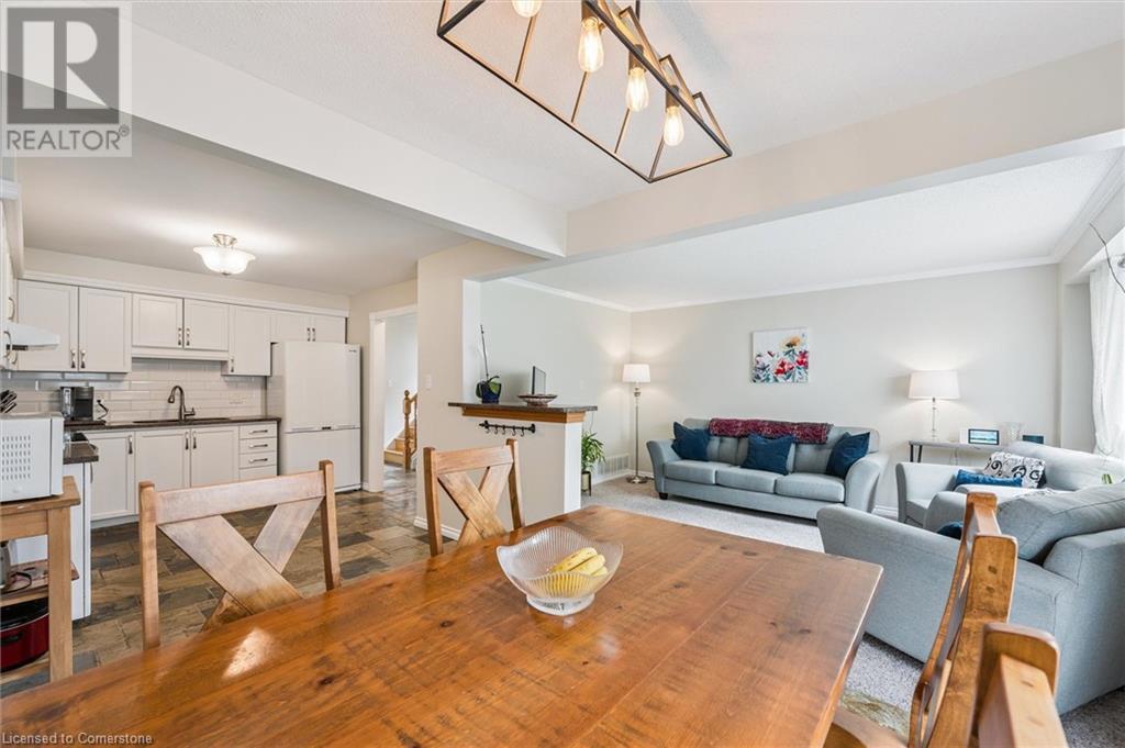747 Fairway Court, Kitchener, Ontario  N2A 4B4 - Photo 13 - 40742076