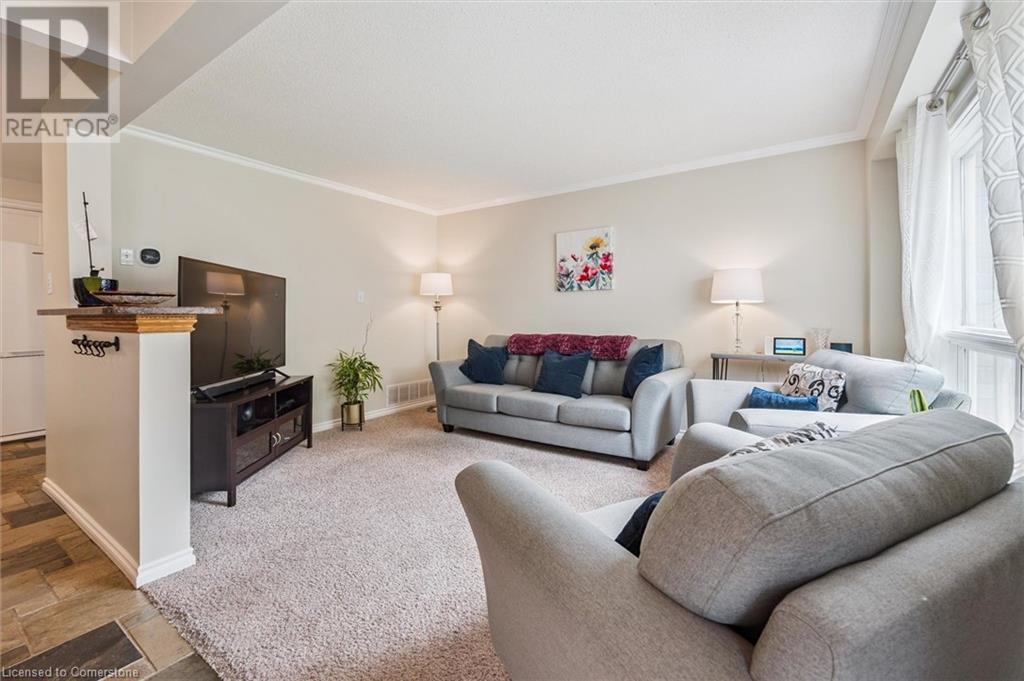 747 Fairway Court, Kitchener, Ontario  N2A 4B4 - Photo 14 - 40742076