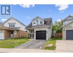 747 FAIRWAY Court, Kitchener, Ontario